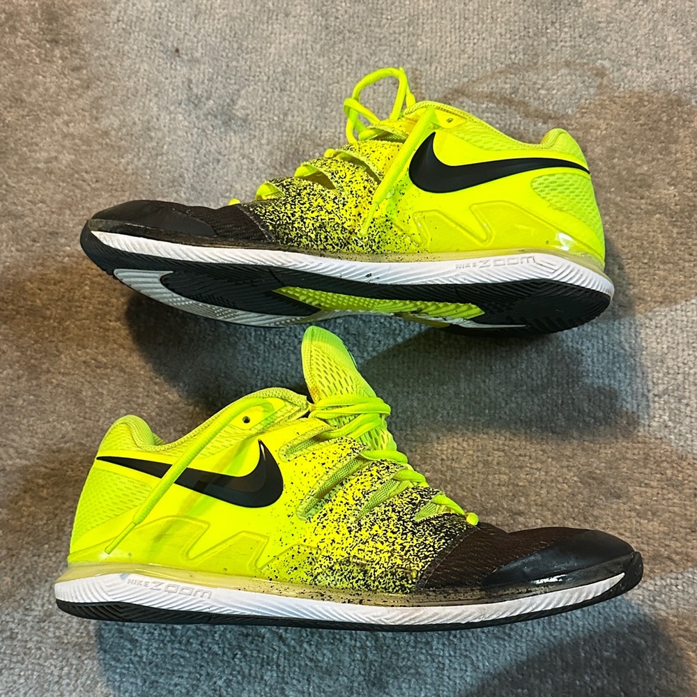 NIKE AIR ZOOM COURT VAPOR X HC “VOLT BLACK SPRAY”